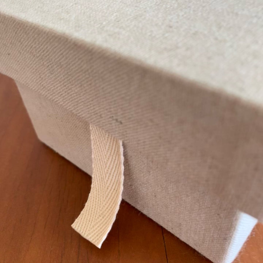 Caixa para fotos 10x15cm personalizada em alto relevo