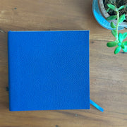 Sketchbook com capa flexível em couro