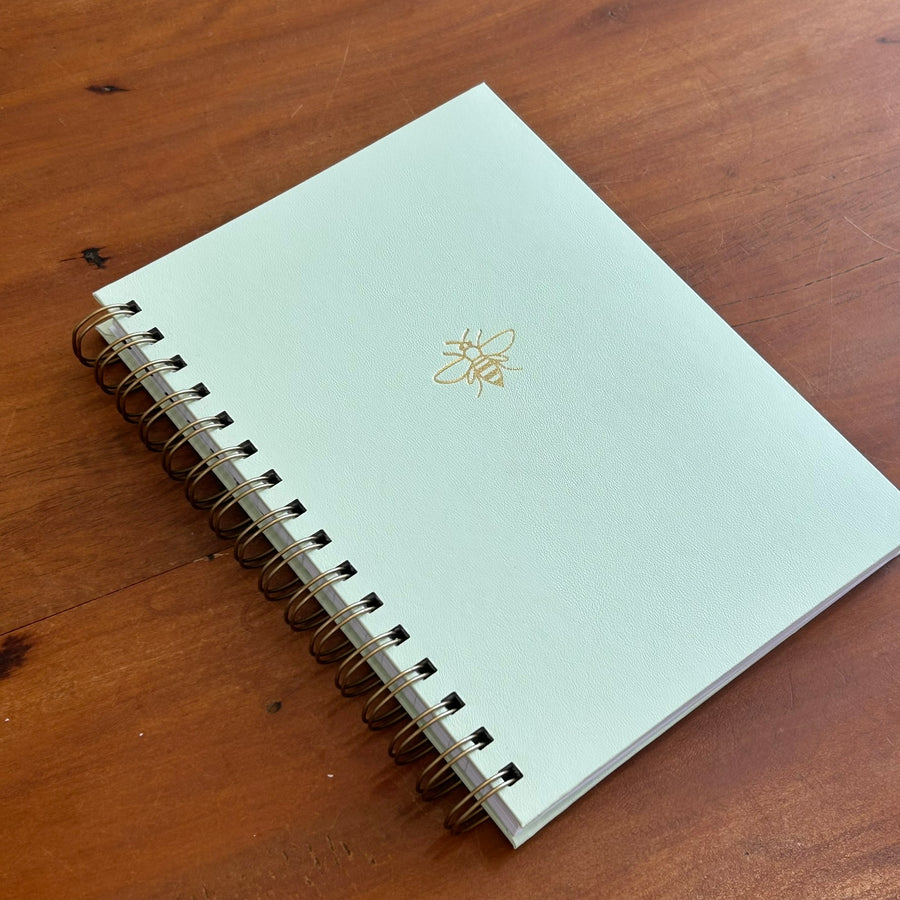 Caderno Bee