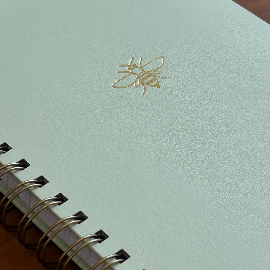Caderno Bee