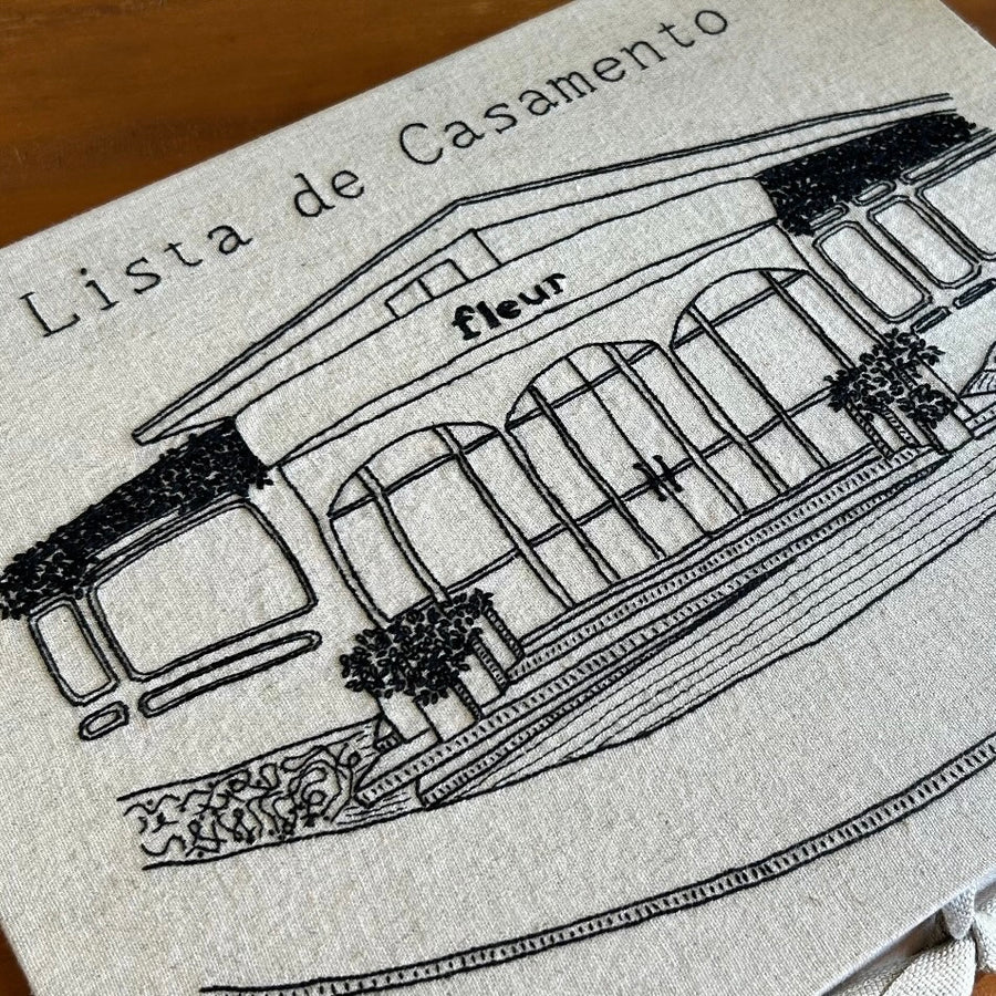 Caixa Fichário A4 Bordada